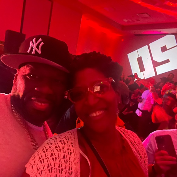 Meet your Posher, Tonya live - Picture 11 of 15